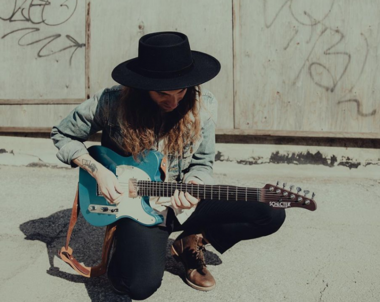 Nick Johnston y su nueva signature